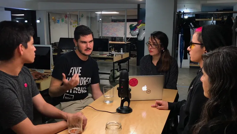 “Como fundador, entre más sepas de todo, vas a ser mejor.” –Santiago Zavala